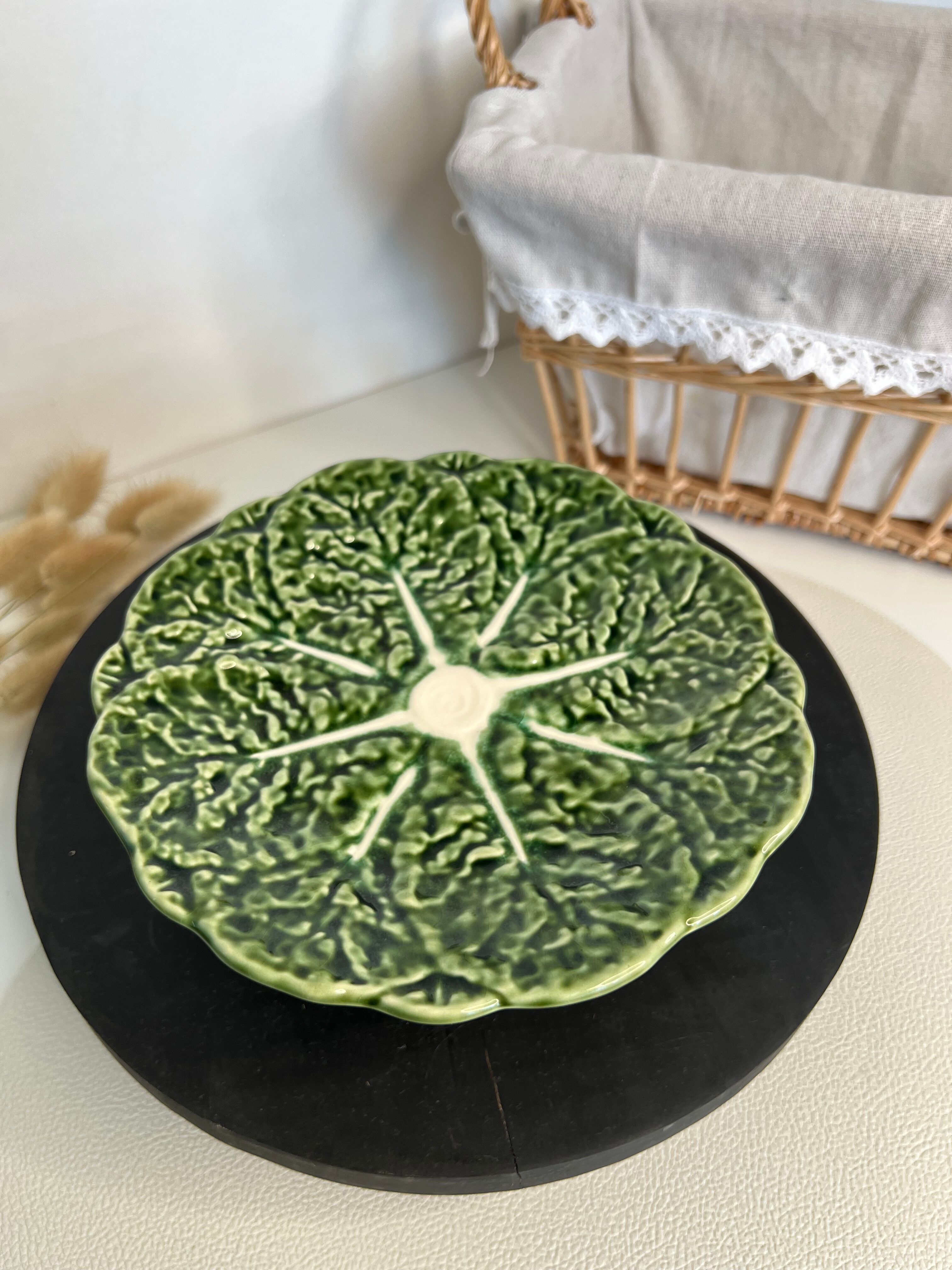 Cabbage plate in green slip