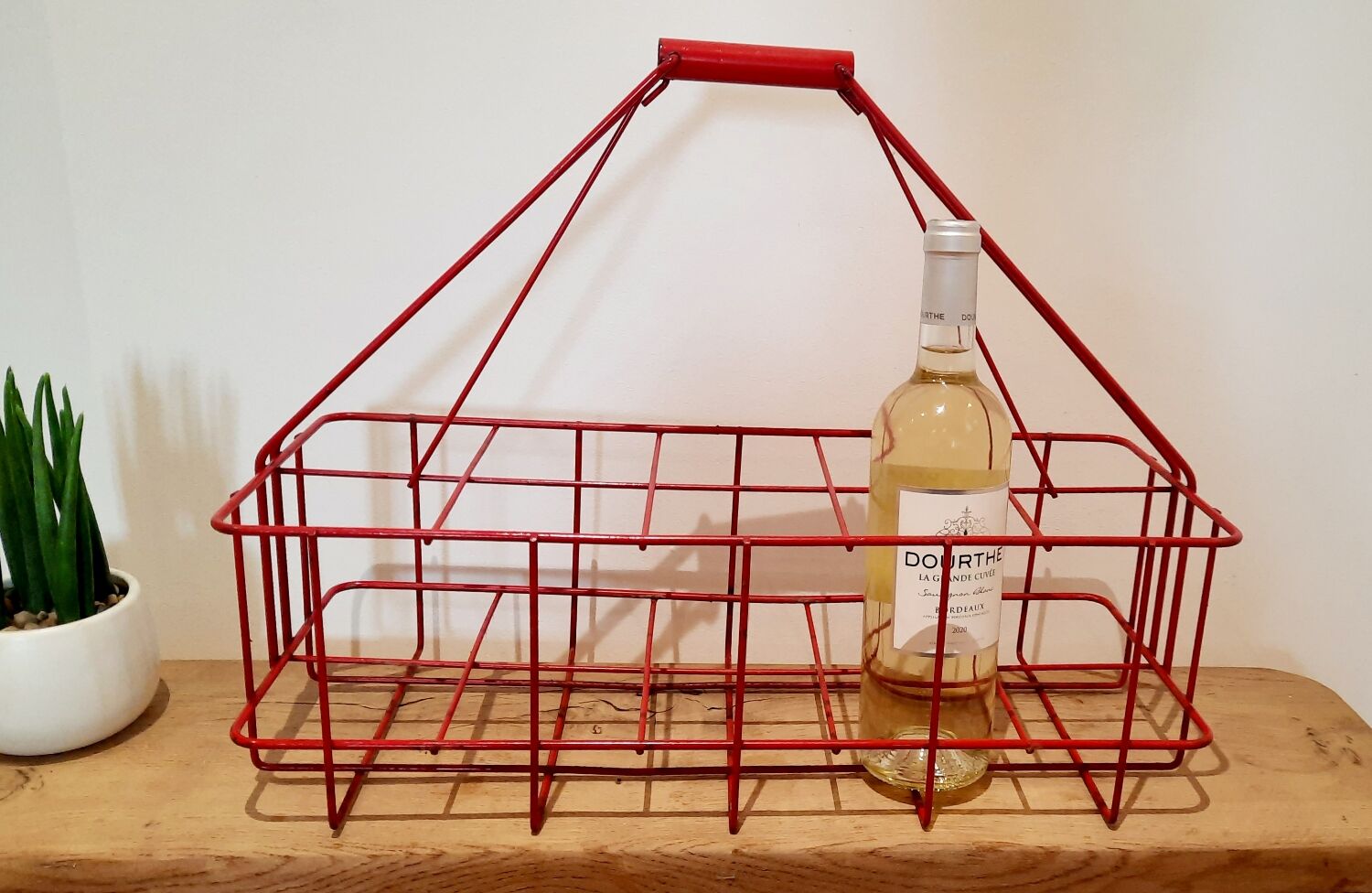 Vintage metal bottle holder
