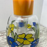 Refreshing glass carafe