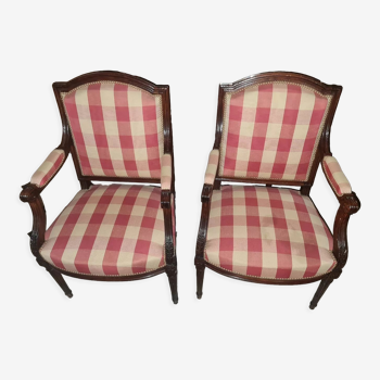 Paire de fauteuils style Louis XVI