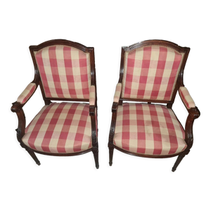 Paire de fauteuils style Louis