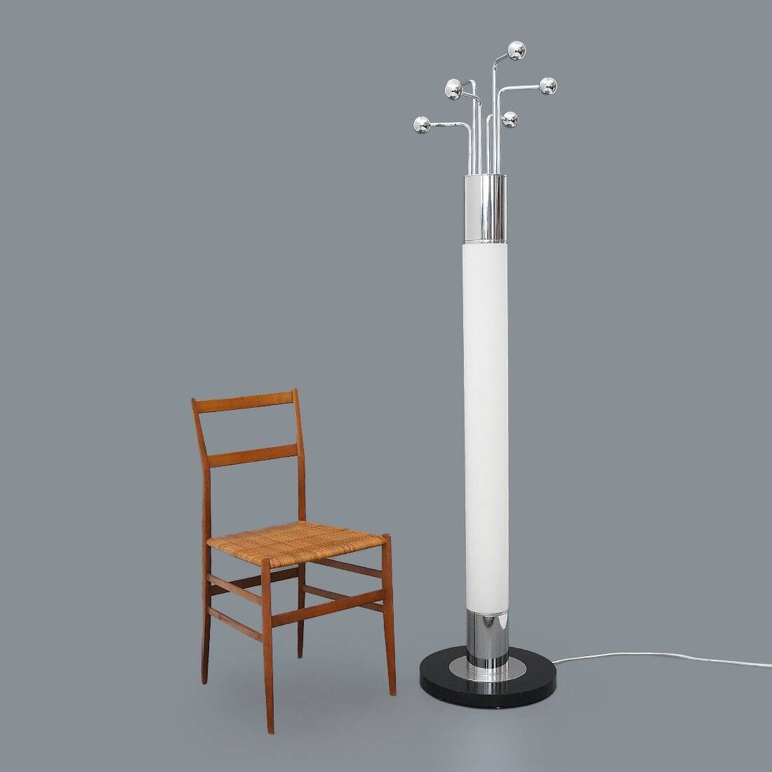 Chrome metal coat rack floor lamp, 1970s
