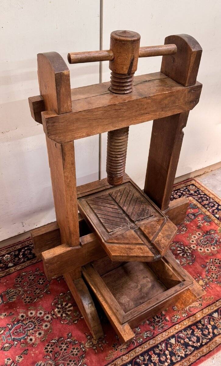 Popular art work: old press from the late 19th century