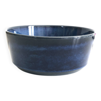 Blue pot