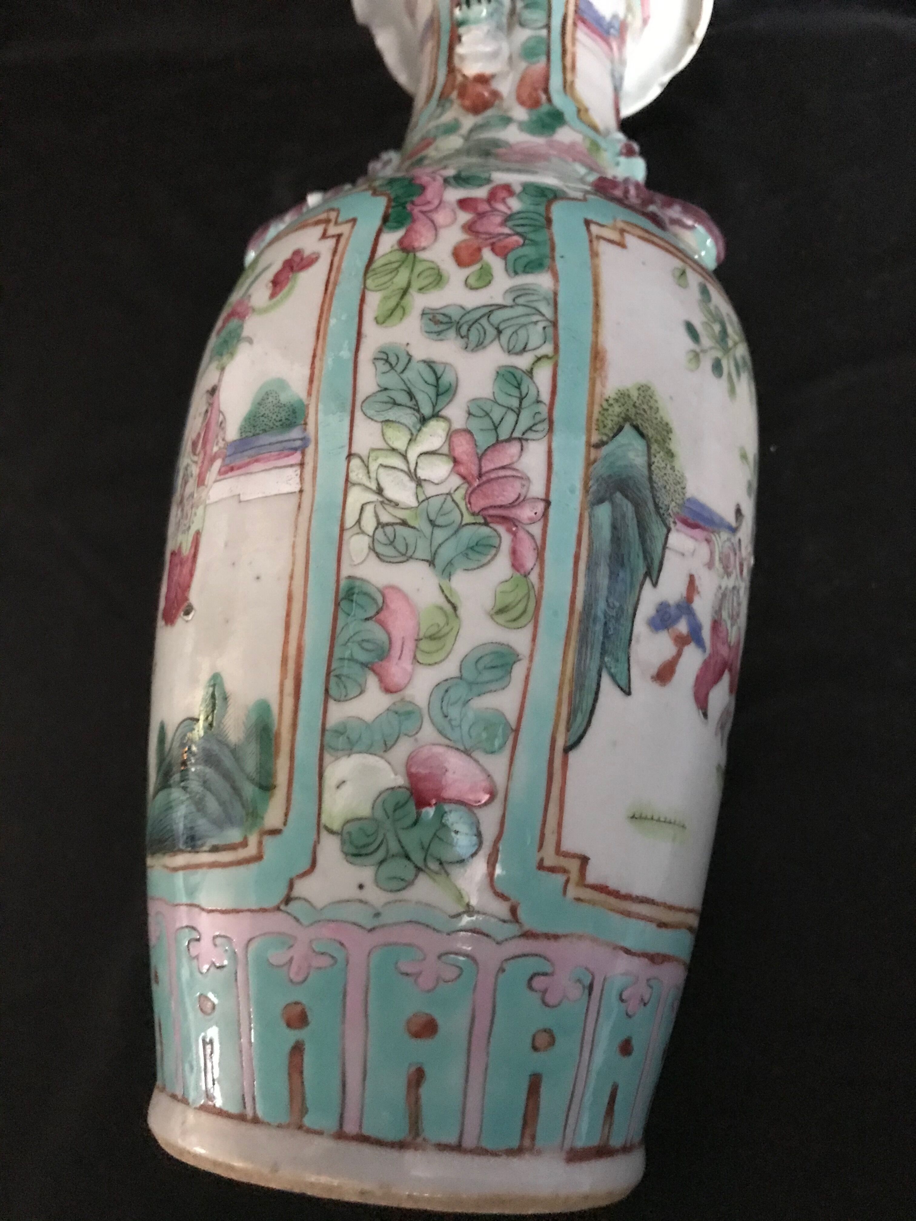 Vase - Canton - Porcelain - Family Scene - China - 19th Century