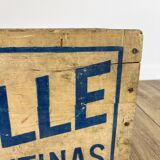 Wooden fruit transport box Argentina 1958