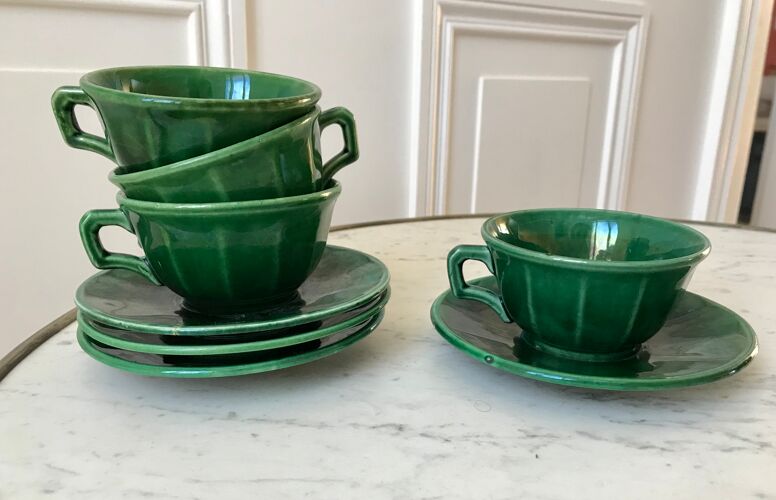 Lot de 4 tasses et sous-tasses en barbotine verte Lunéville années 60