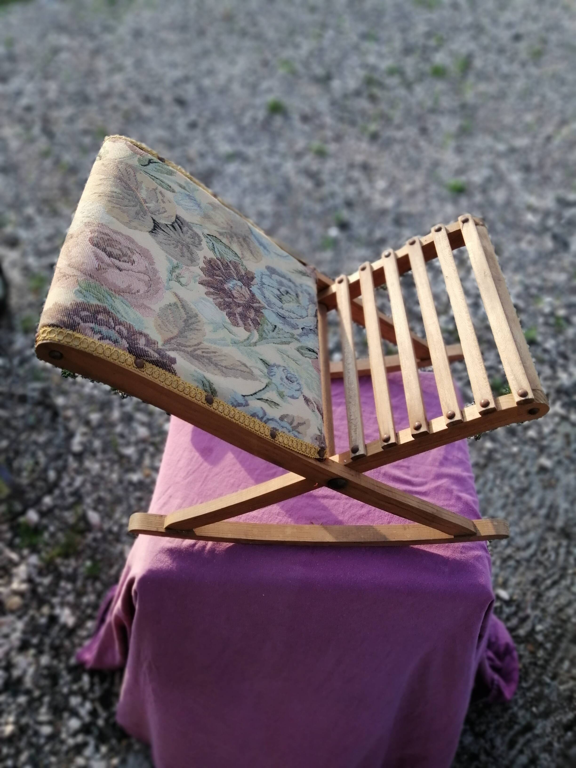 Vintage rocking foot rest