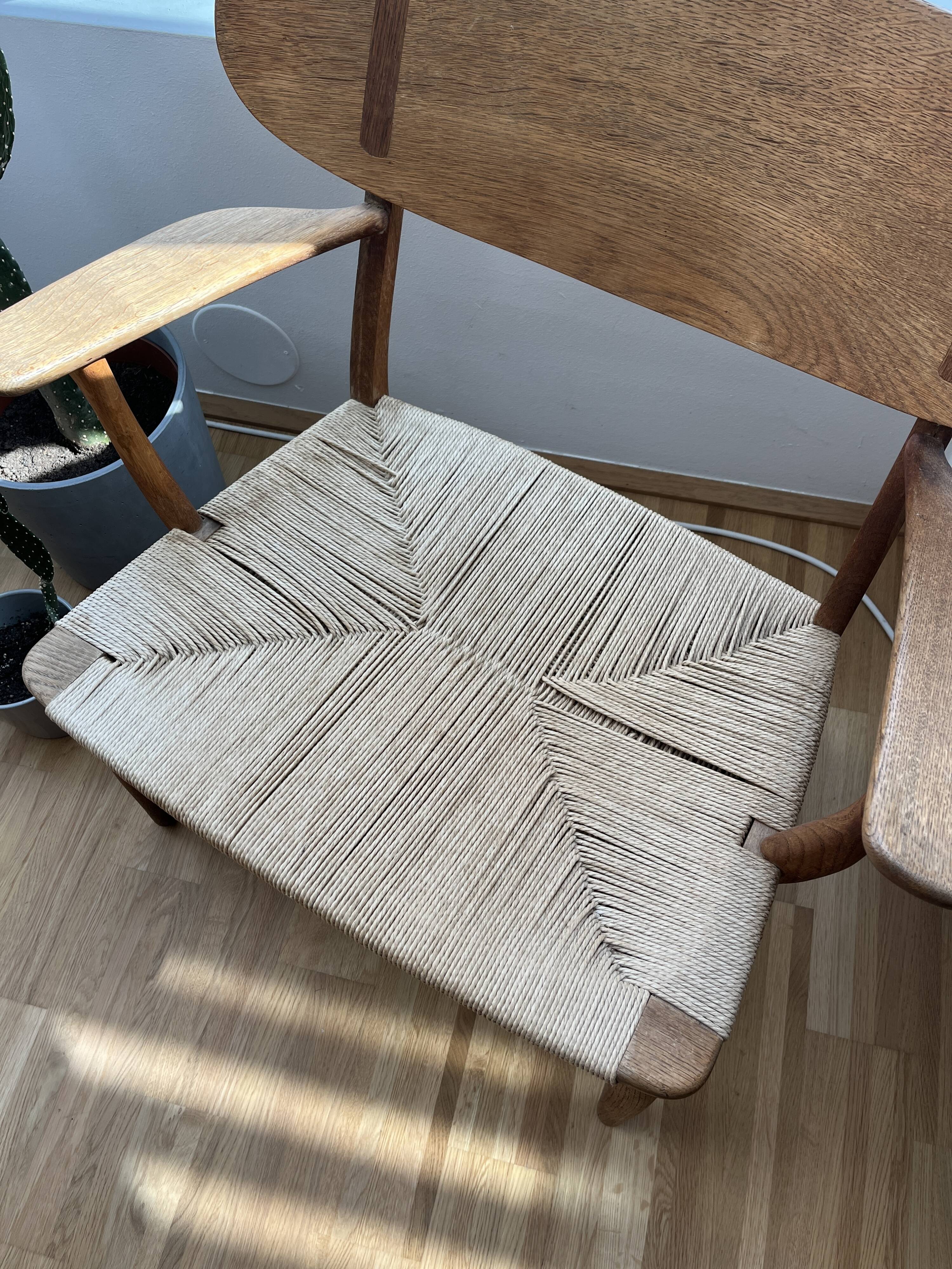 „CH22“ Lounge Chair by Hans J. Wegner for Carl Hansen & Son