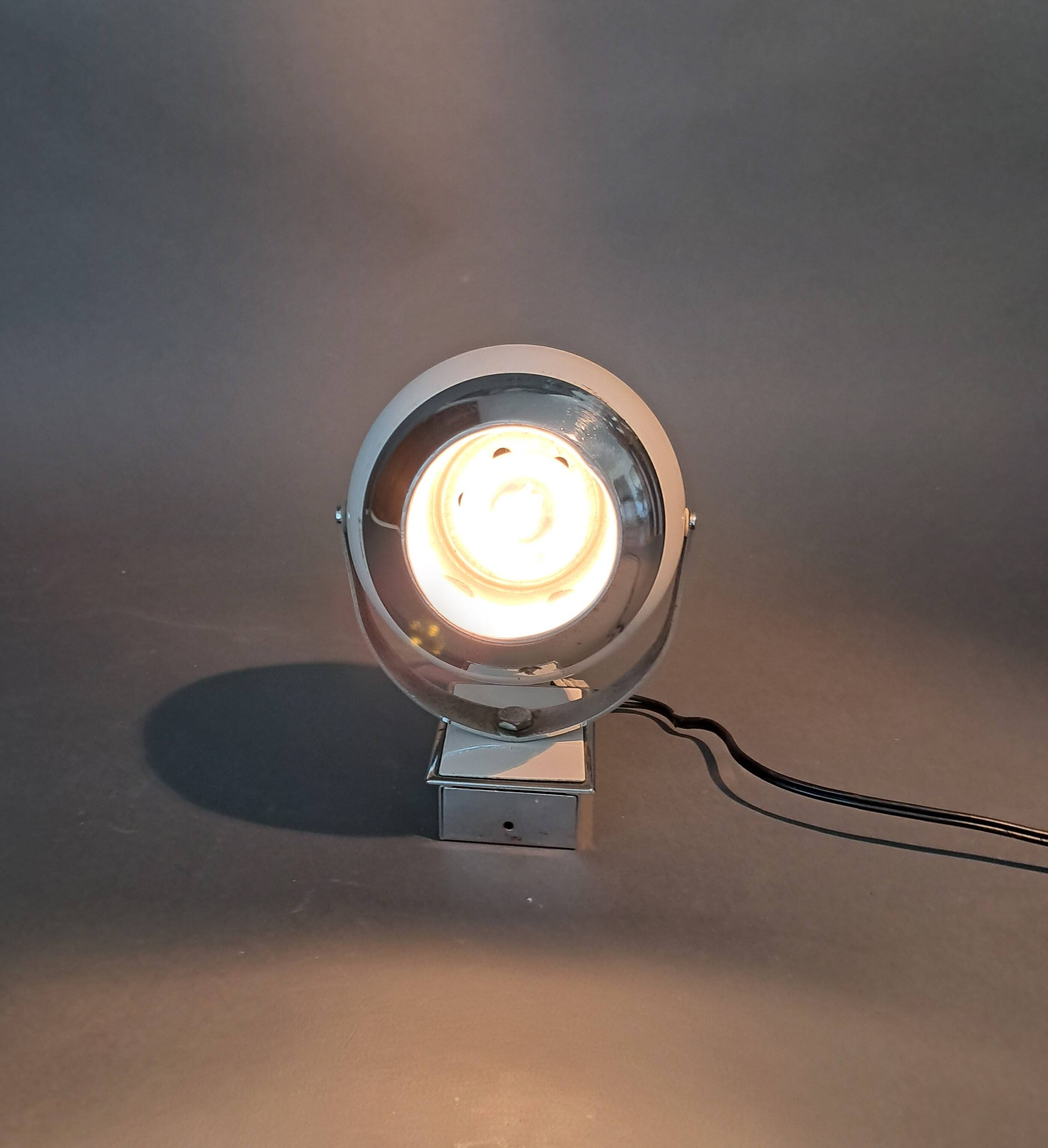 “Eyeball” wall lamp 1970 made in Italy.