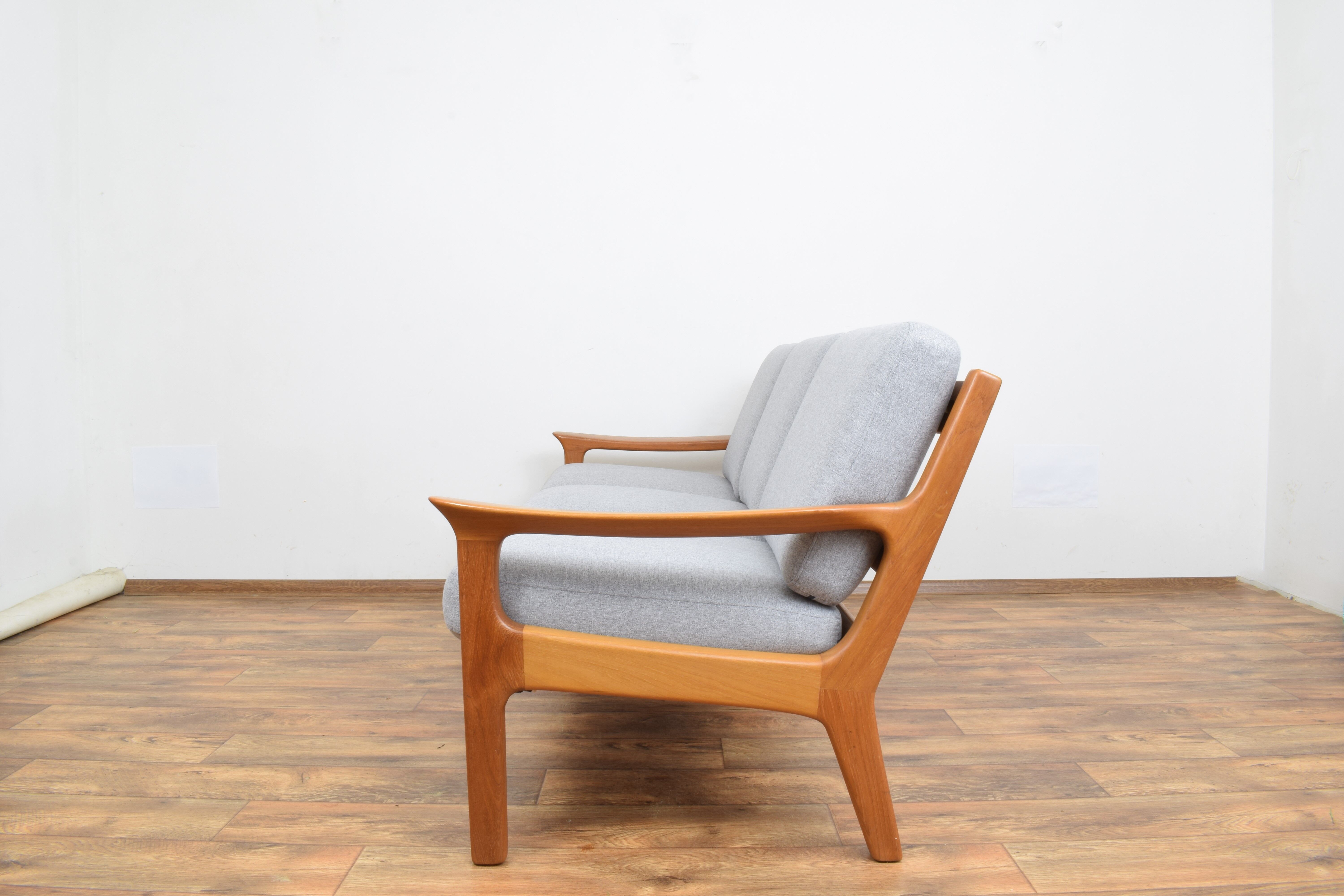 Mid-century danish teak sofa by Juul Kristensen, 1960s