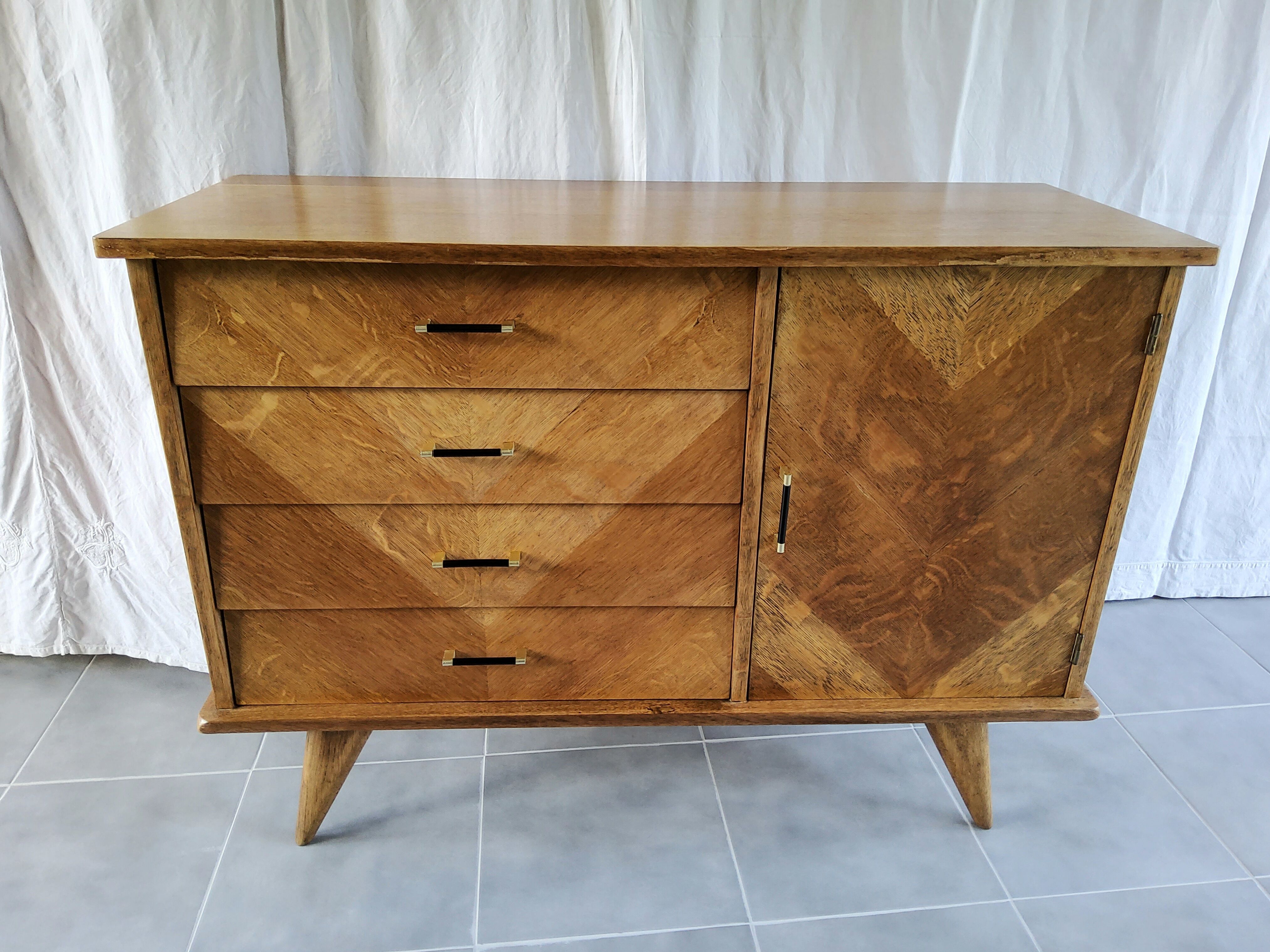 Buffet-enfilade 60s