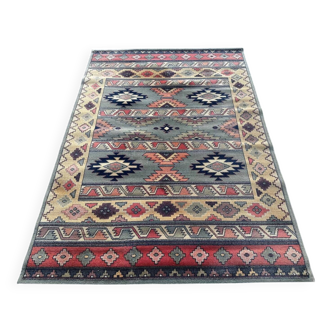 Oriental style rug