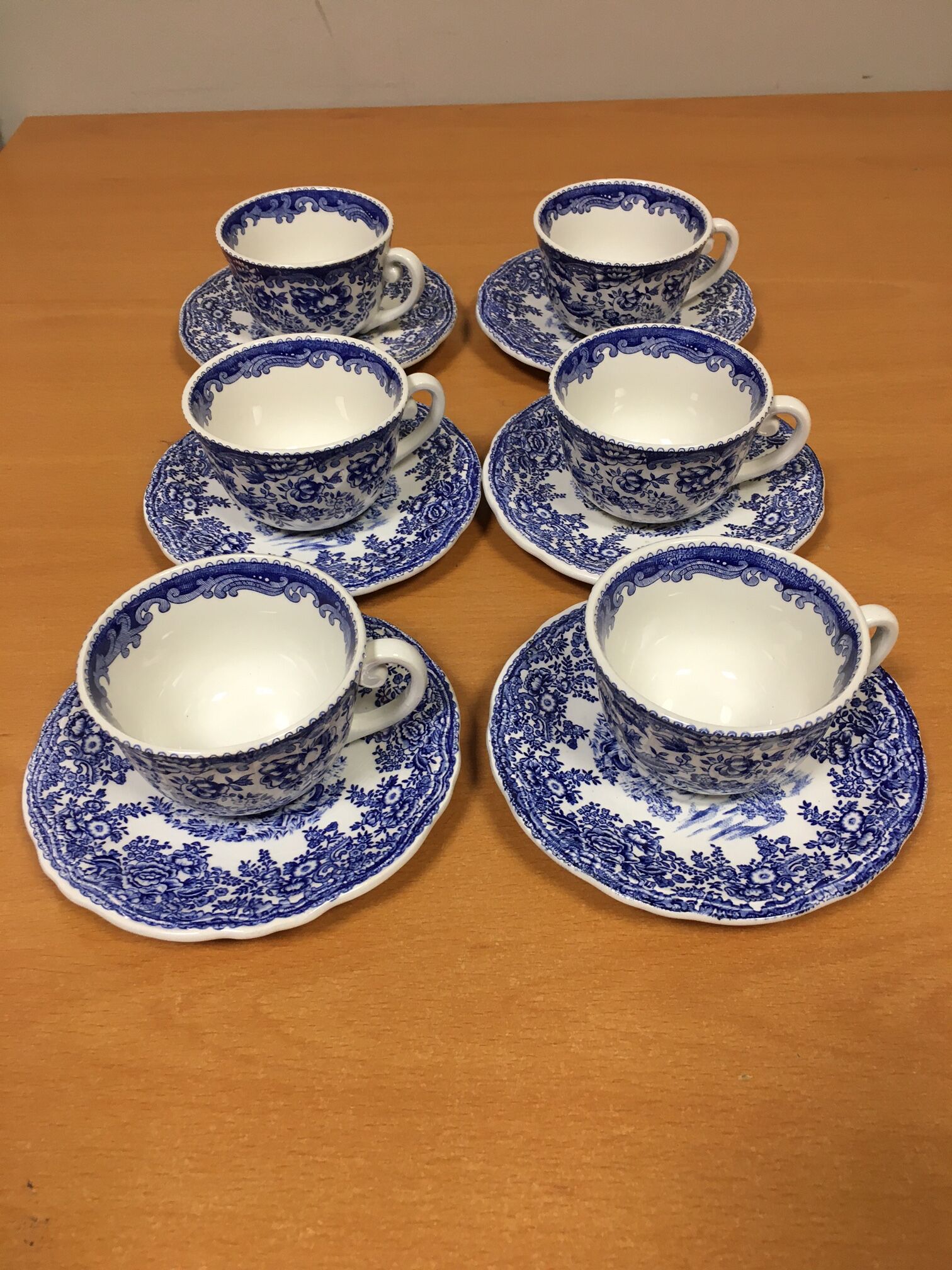 6 cups and under cups Blue Luneville KG