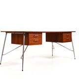 Fine Teak Desk Mod.202 by Børge Mogensen 1953