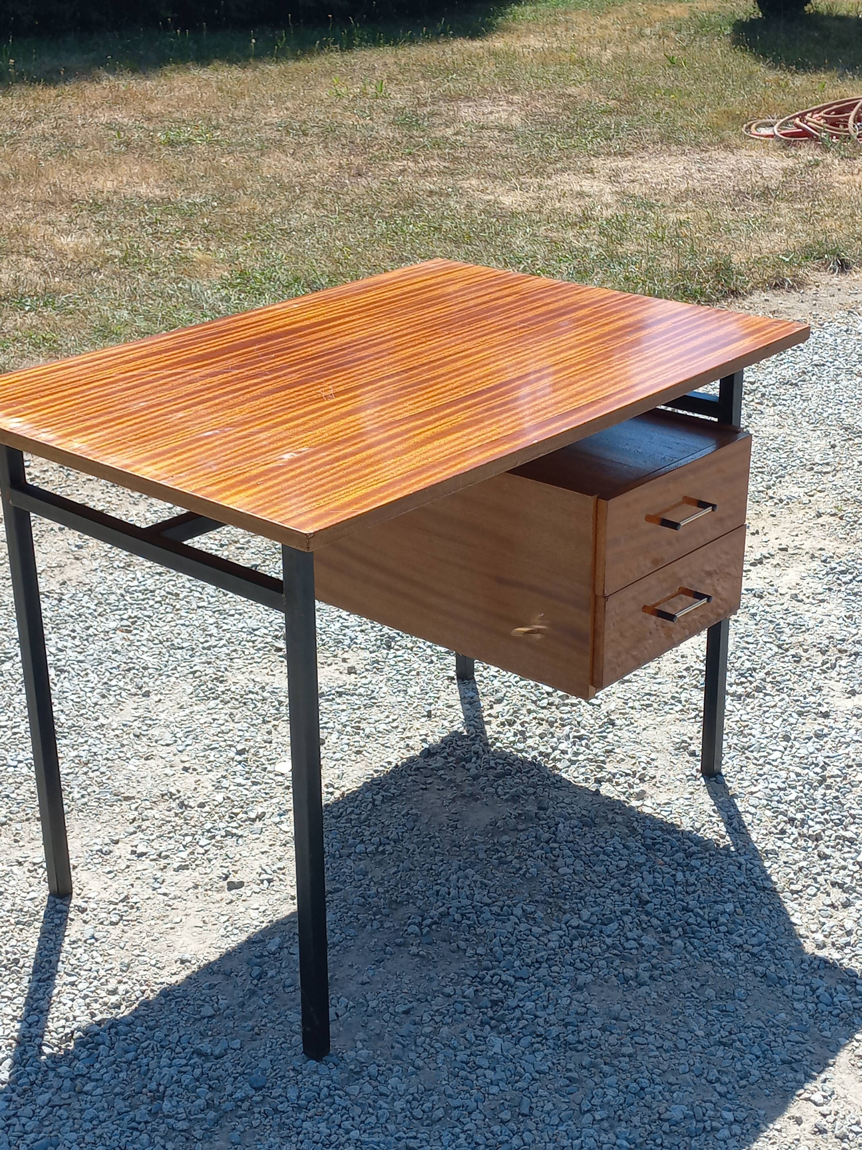 Desk of the 60s in mahogany base metal tubes 2 drawers