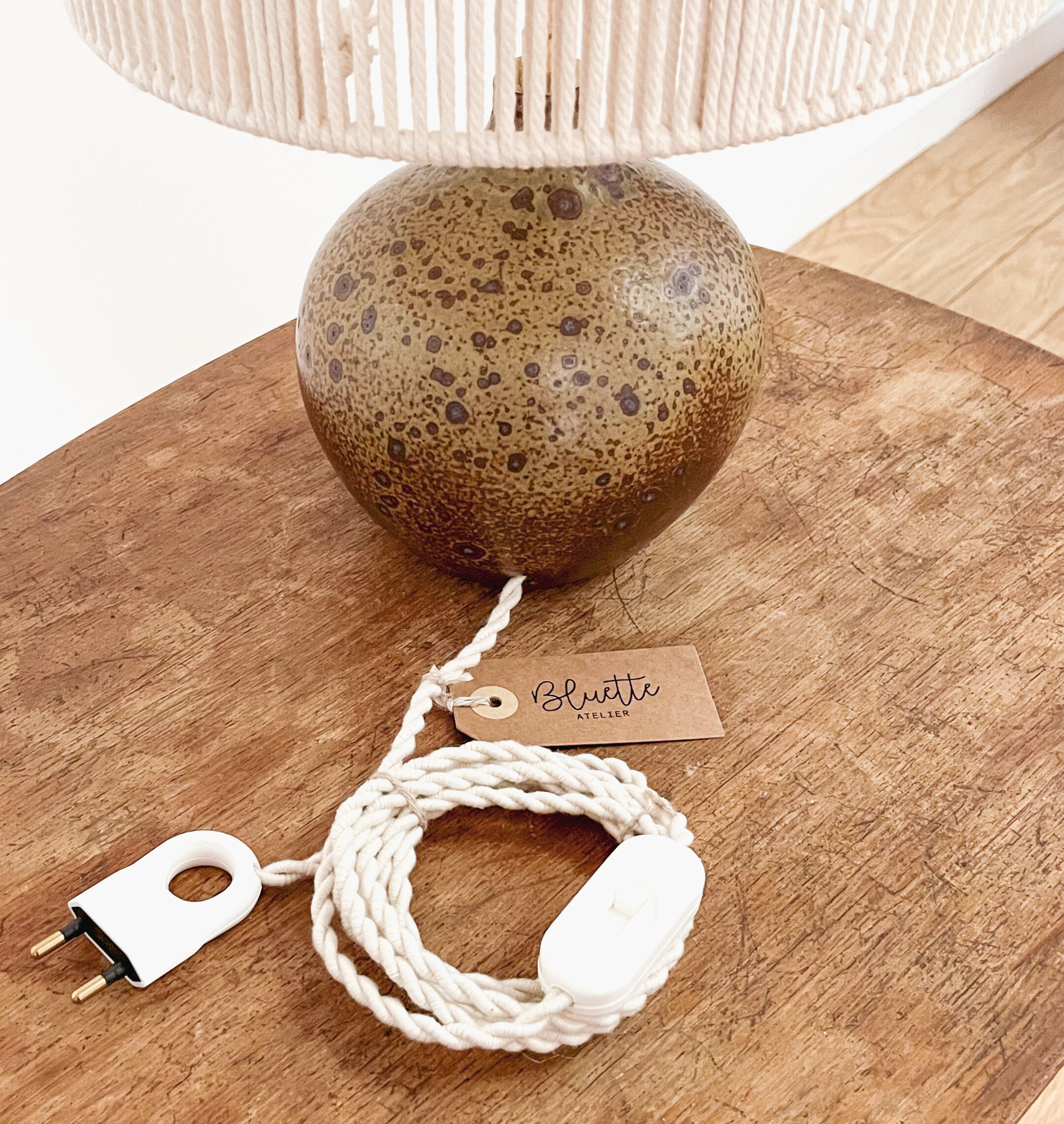 Lamp Sandstone and cotton rope