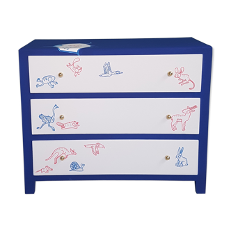 Children's chest of drawers