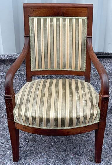 Fauteuil style Empire