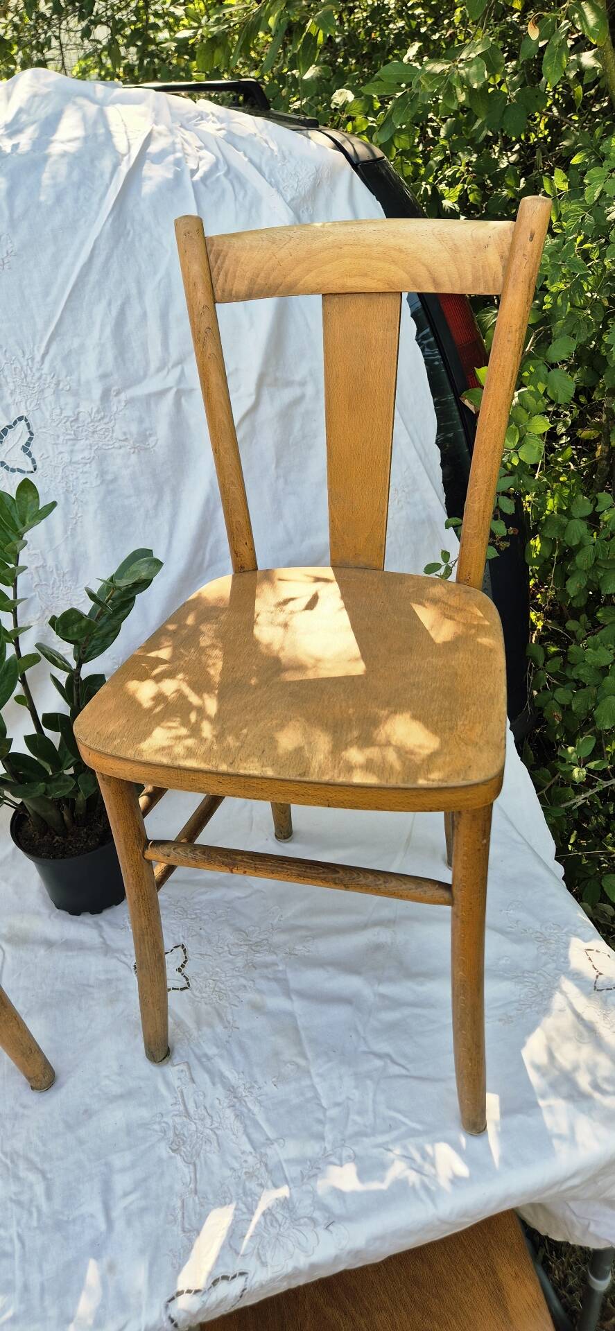 4 vintage bistro chairs from the 1950s in raw wood