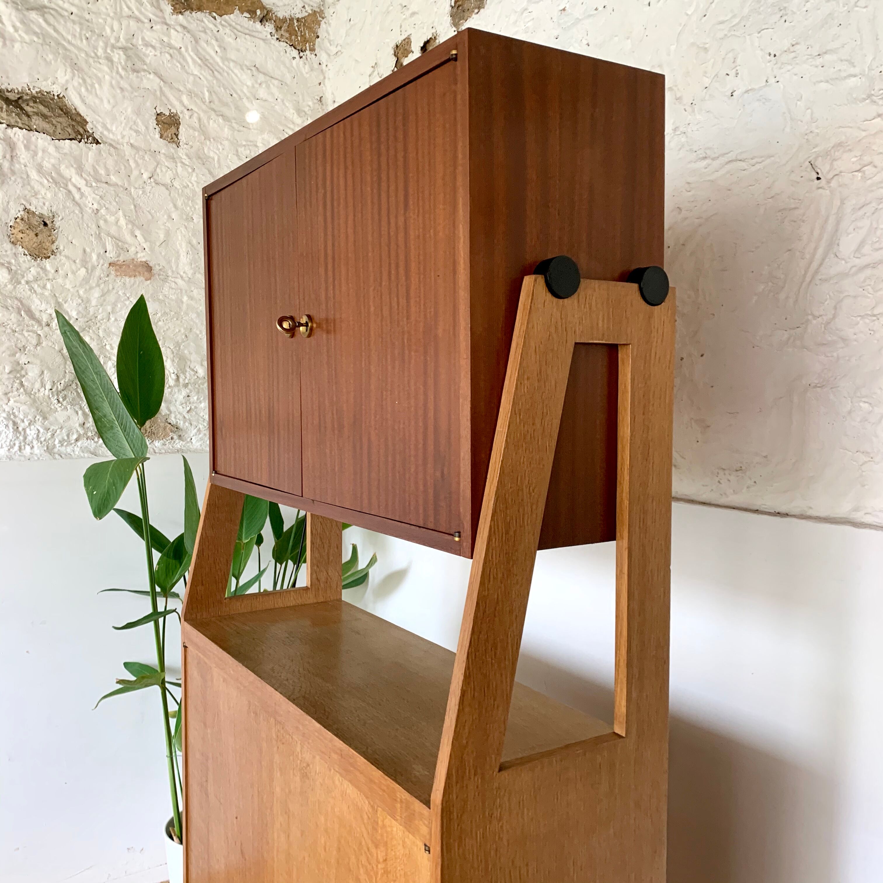 Buffet vintage in Chene