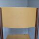 Chaise d'école adulte revisitée en jaune