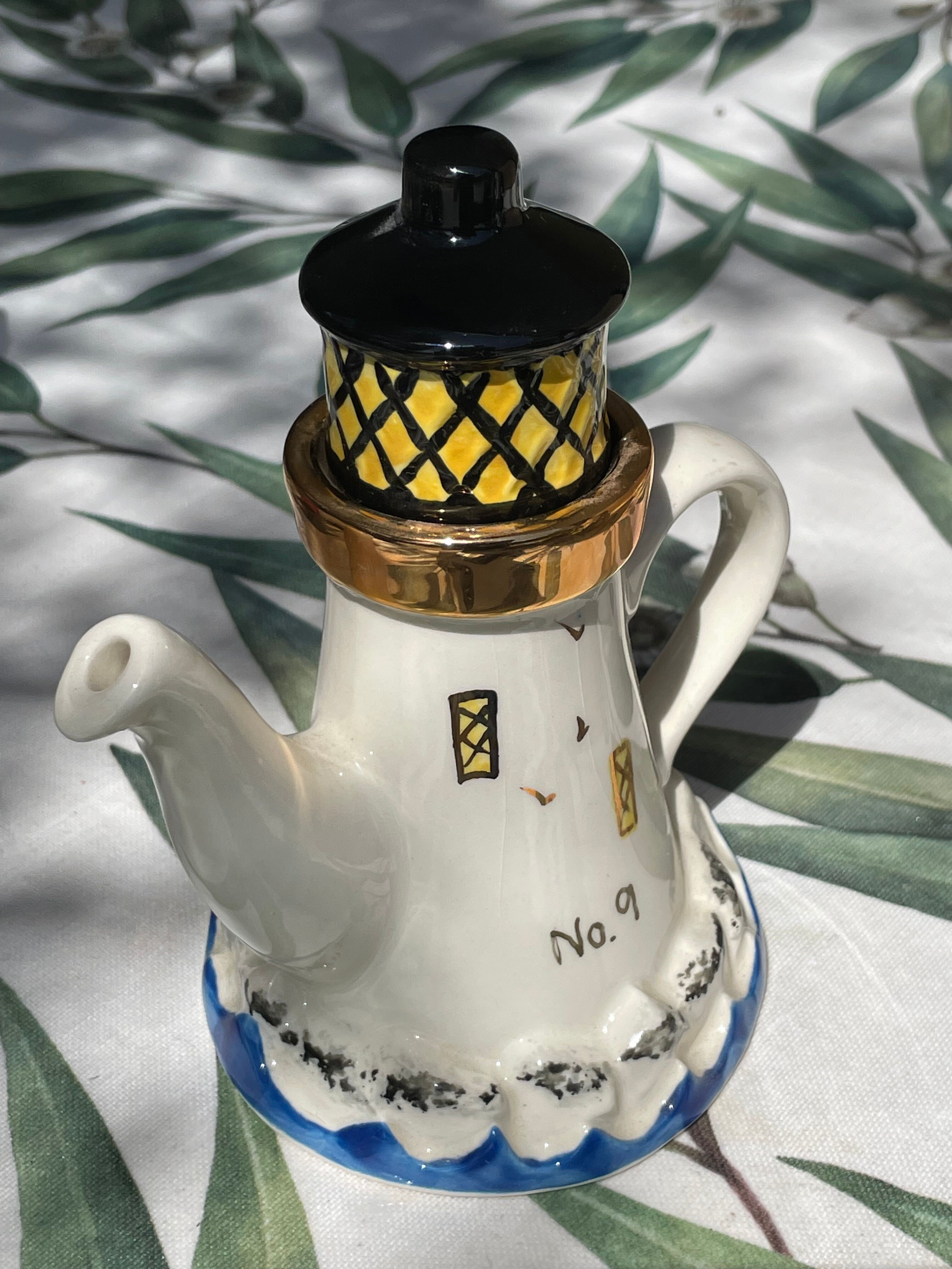 Tony Carter Flagship Teapot