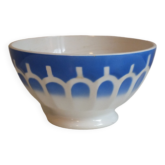 Vintage blue ribbed bowl on pedestal