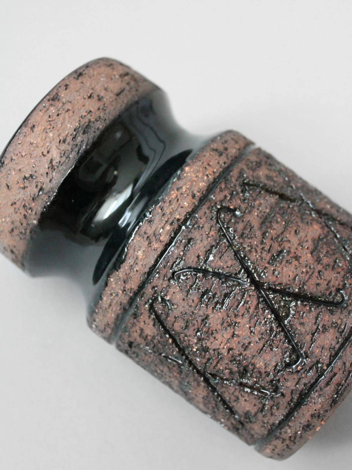 Vase en céramique suédoise Eke Bjeren