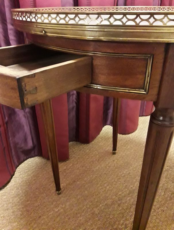 Louis XVI-style side table mahogany, marble
