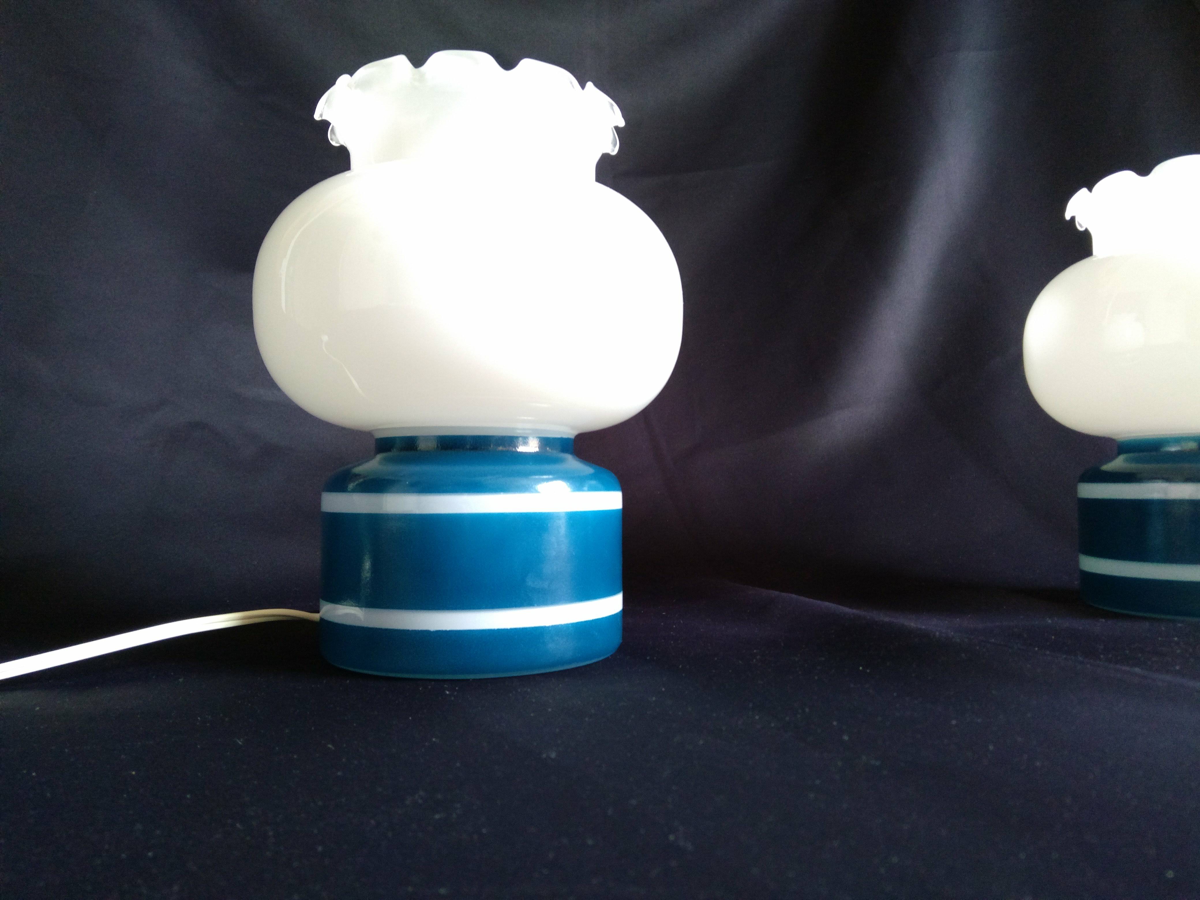 Pair of duck blue and white opaline lamps