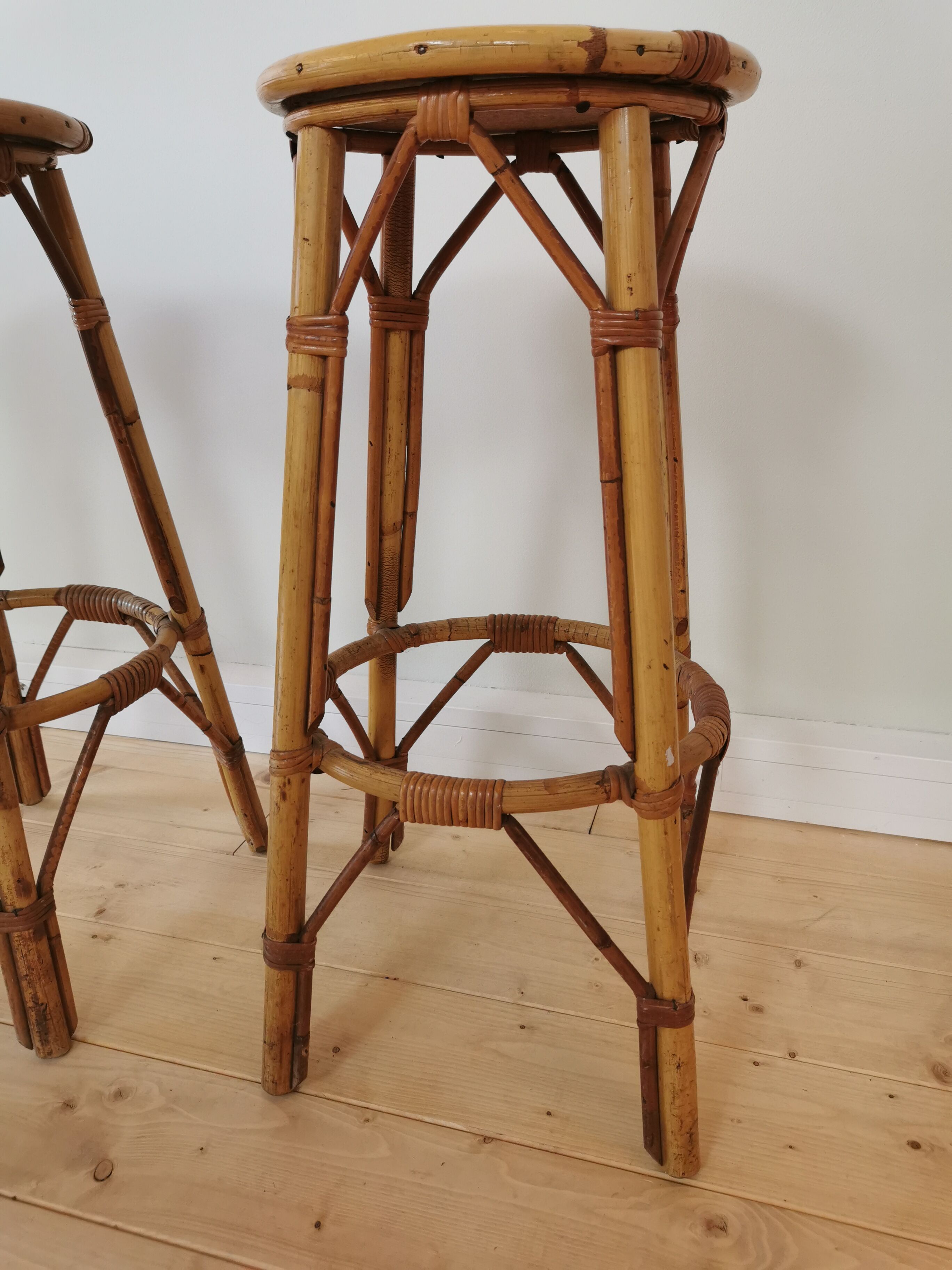 Bar et tabourets en rotin des années 50/60