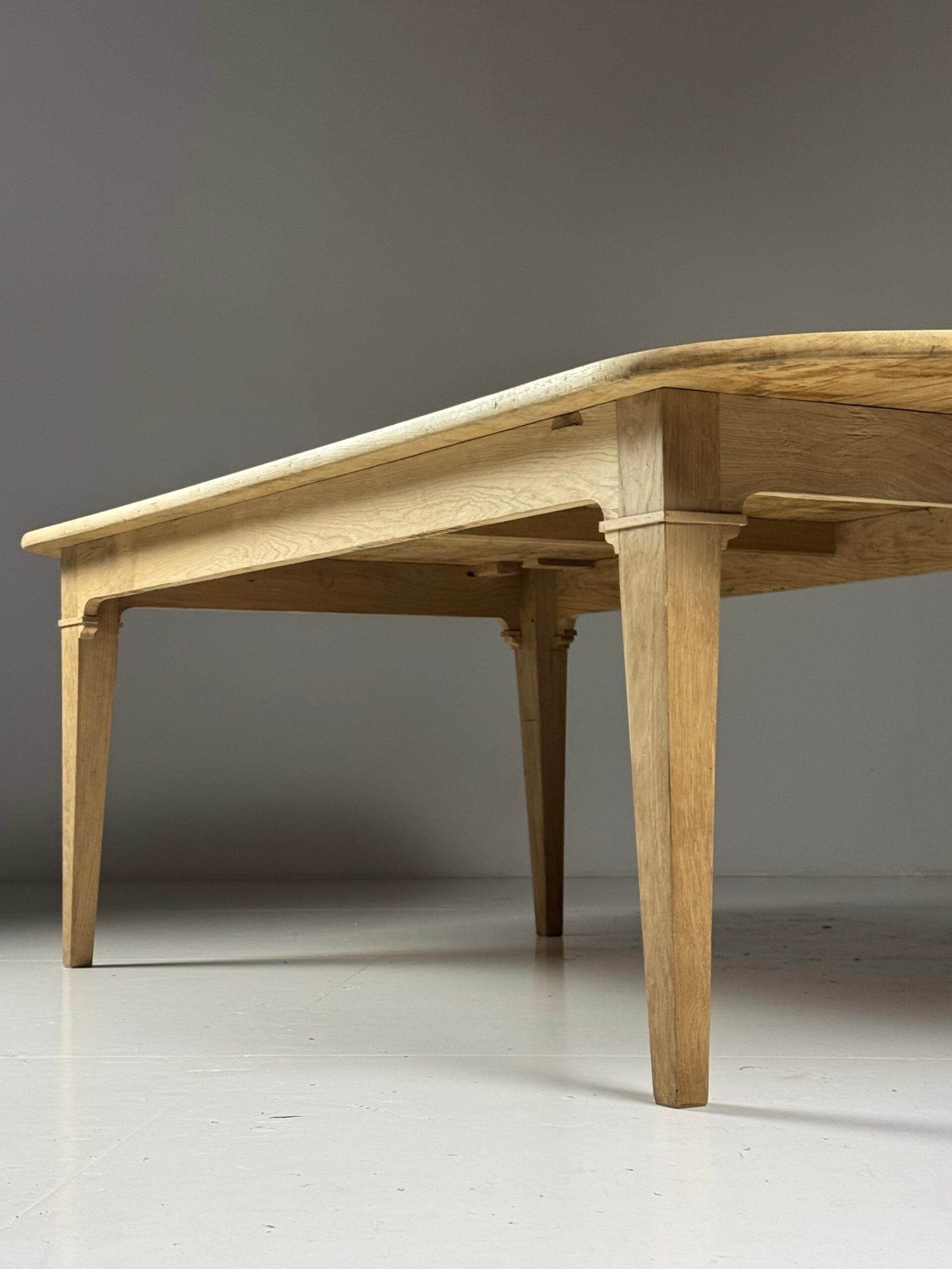 Monastery table oval 250cm oak