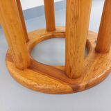 Vintage Scandinavian round dining table by Rainer Daumiller in pine from the 1960s.