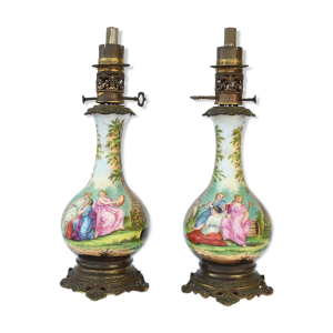 Paire de pieds de lampes à pétrole