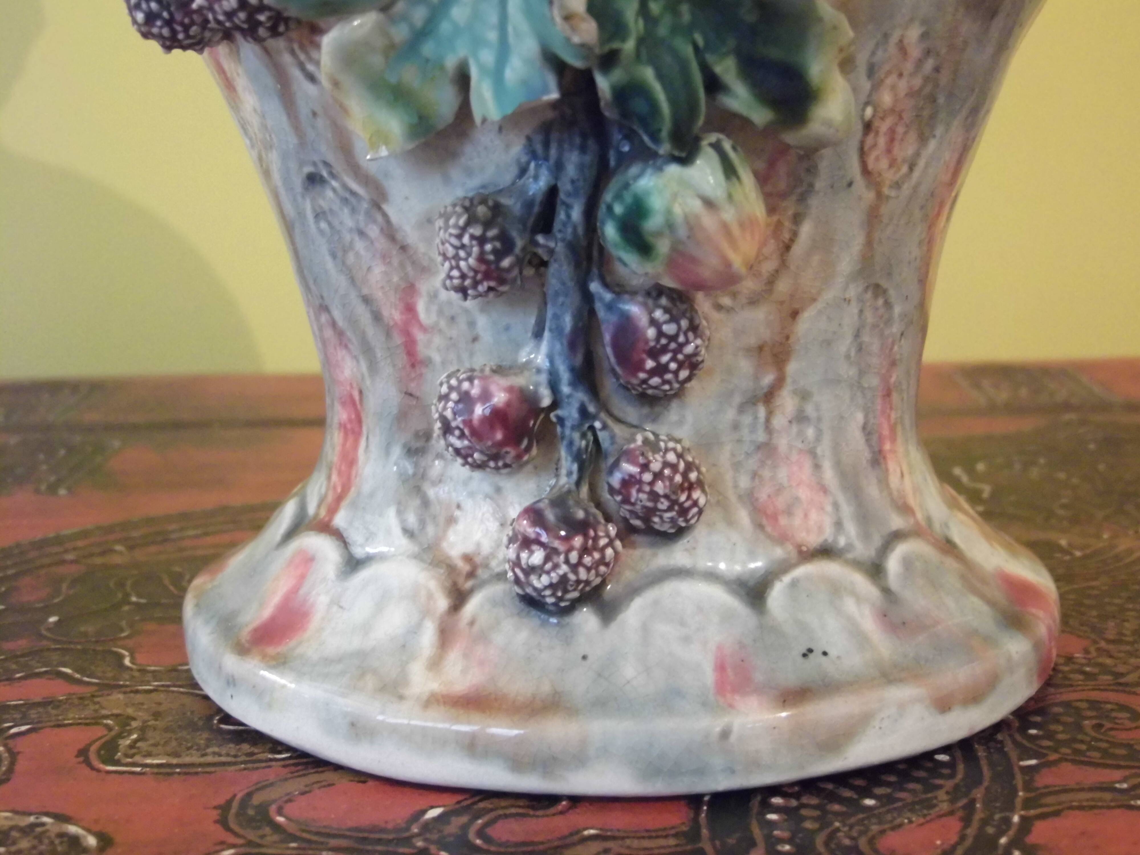 Slip vase, ceramics, late nineteenth century
