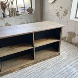 Double-sided counter with XL oak compartments