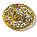 Dessous de plat en laiton motif écureuil