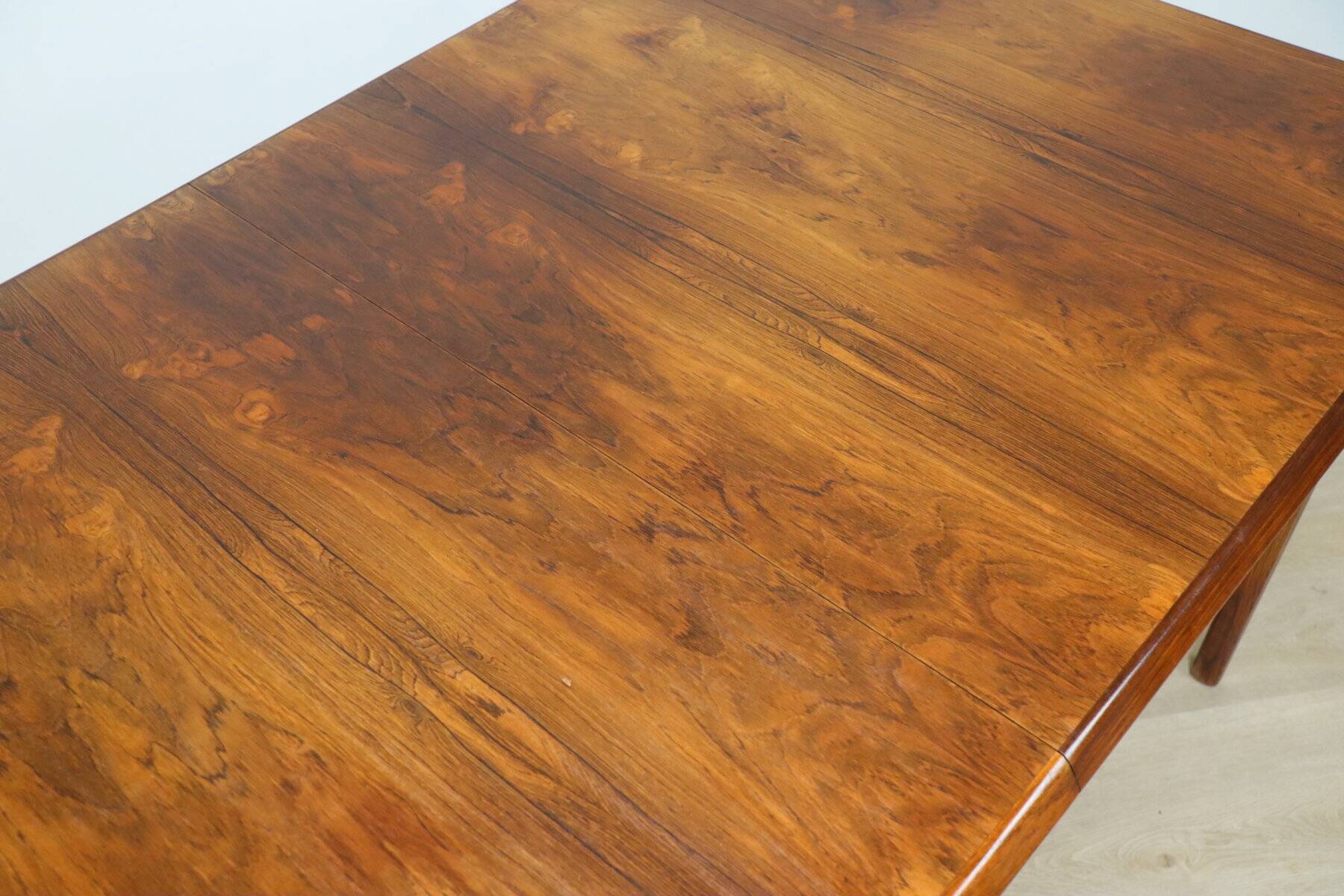 Scandinavian extendable rosewood dining table, 1960s