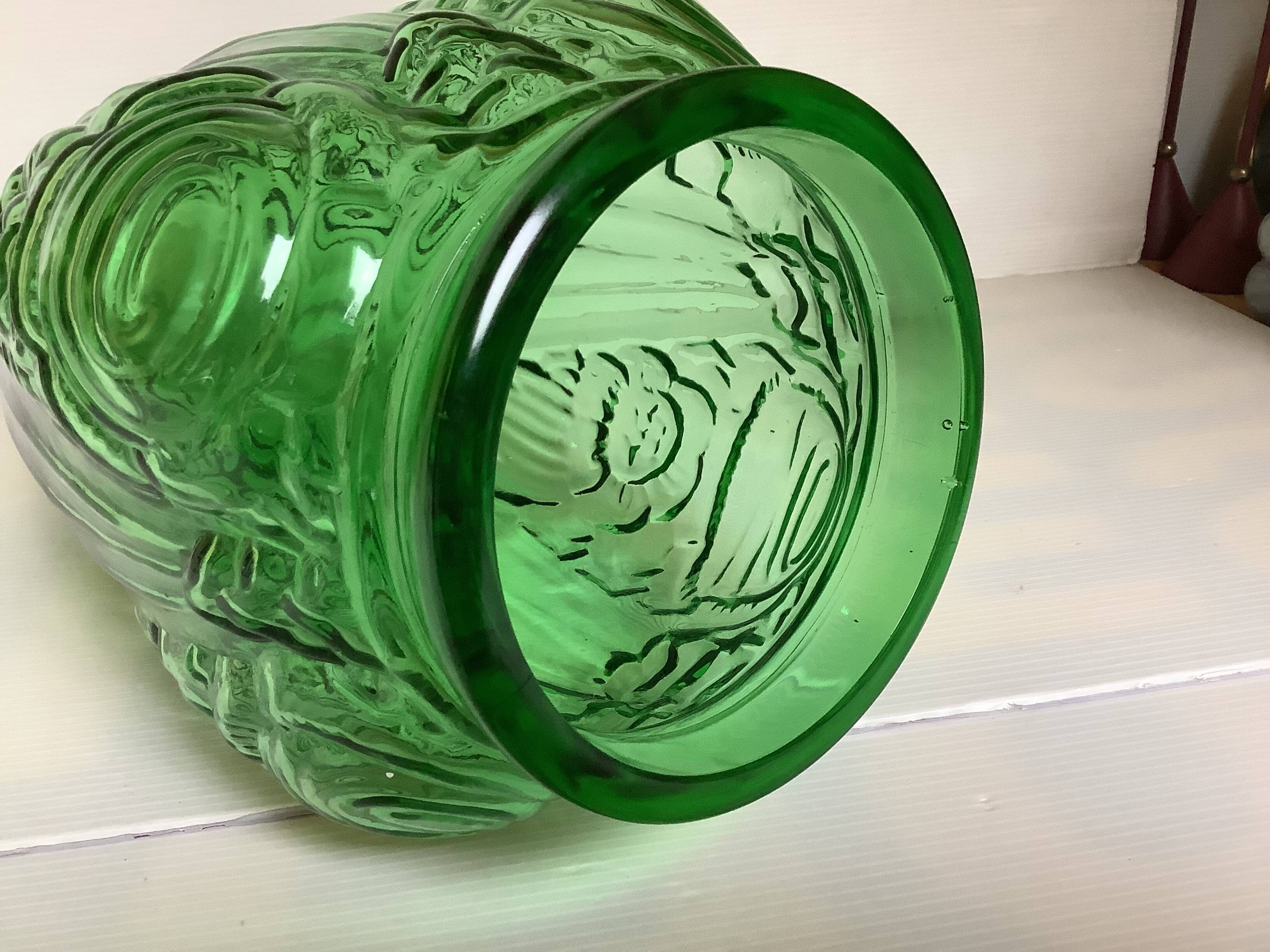 Grand vase verre vert de Julius Stolle art déco