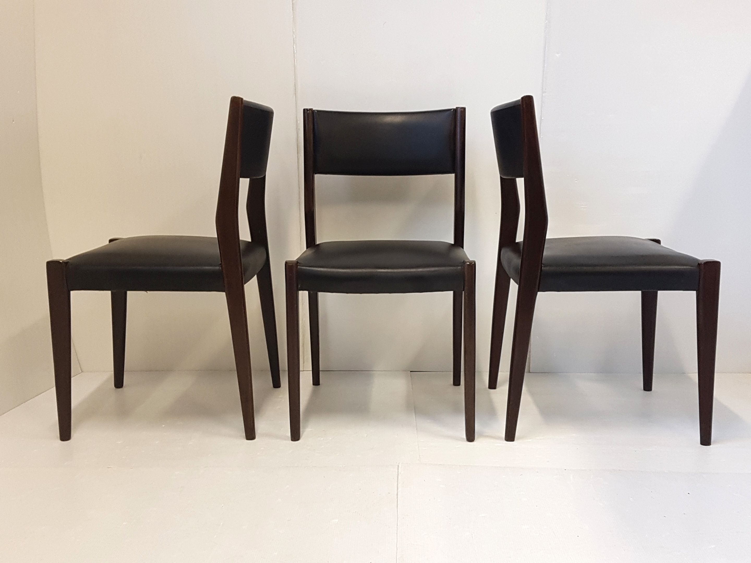Suite of 6 Scandinavian chairs 1960