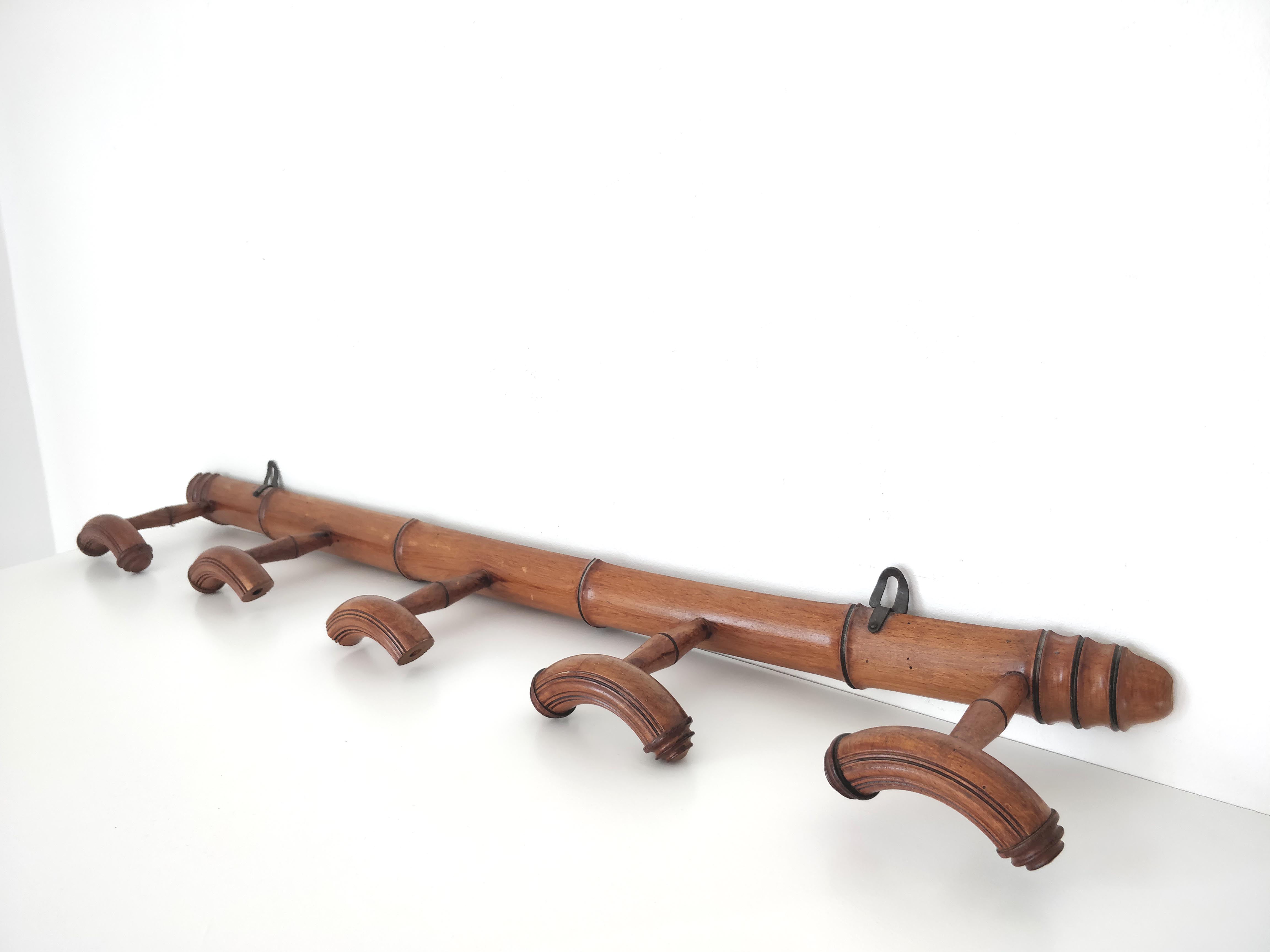 Bamboo-style wooden patère