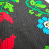 Tapis roumain traditionnel et ancien à motifs floraux bohèmes 155x215cm