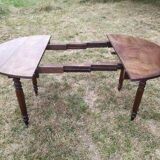 Extendable round table 164 cm