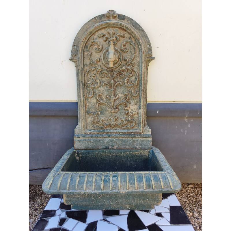 Fontaine en fonte