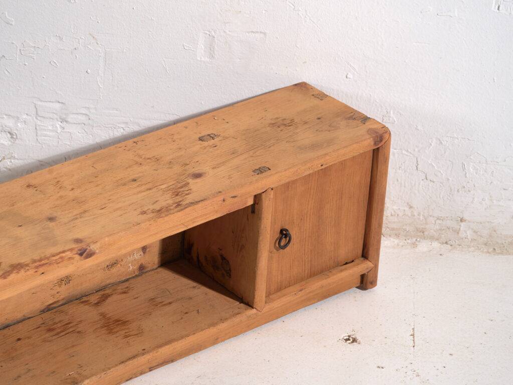 Old pine wood buffet – China, circa 1930