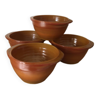Vintage set of 4 Arcopal Volcano eared bowls