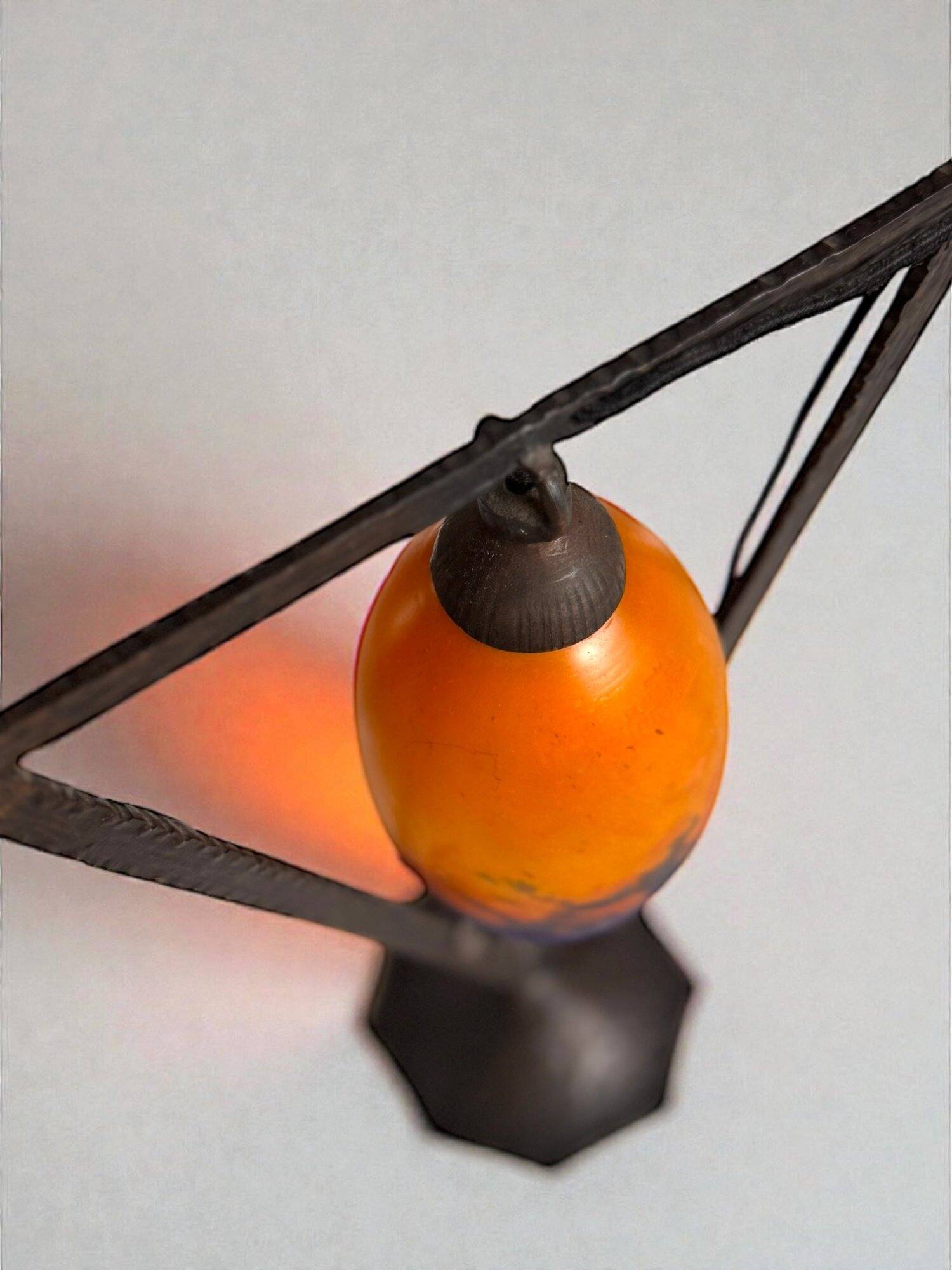 Art Deco lamp by Muller Frères Lunéville, signed glass, 1920.