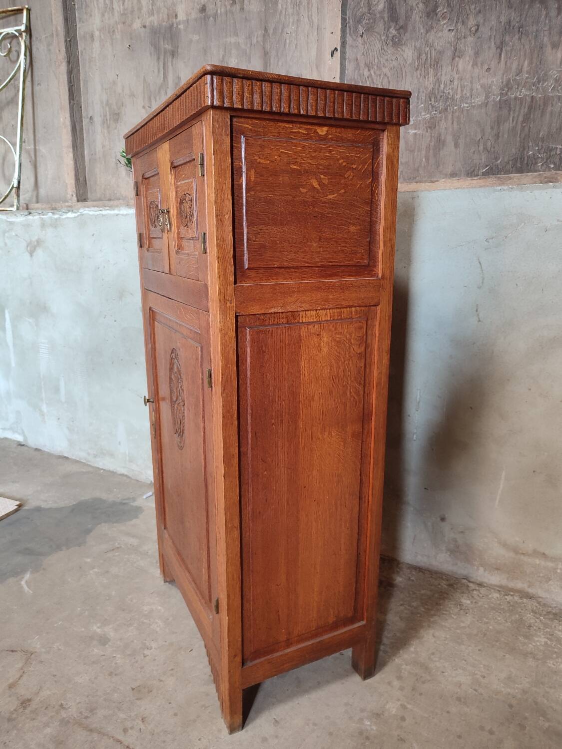 Art Deco furniture