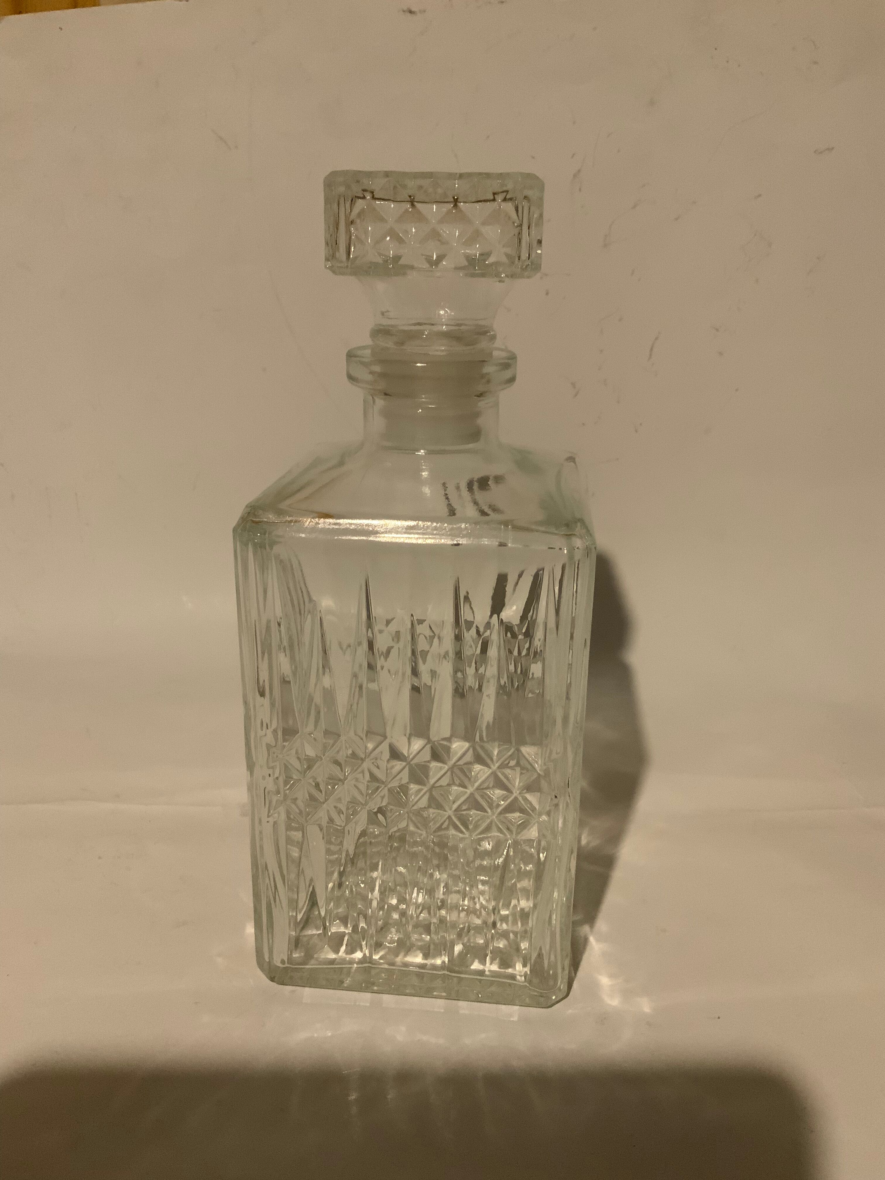 Selency whisky decanter x Monoprix Croisé Laroche